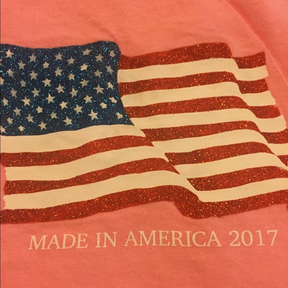 American Flag Pink T-Shirt - Picture 2 of 3